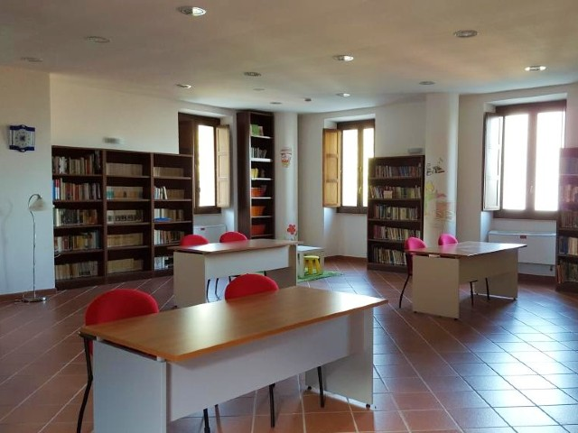 Biblioteca comunale Pasquale Petrizzo e Michele De Lisa